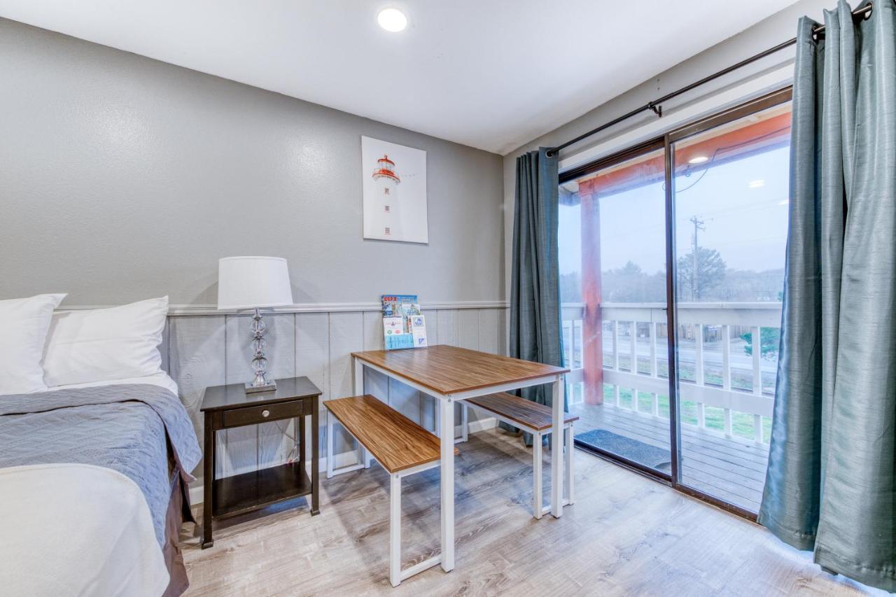 Sea Treasures Inn #211 & #212 Rockaway Beach Buitenkant foto